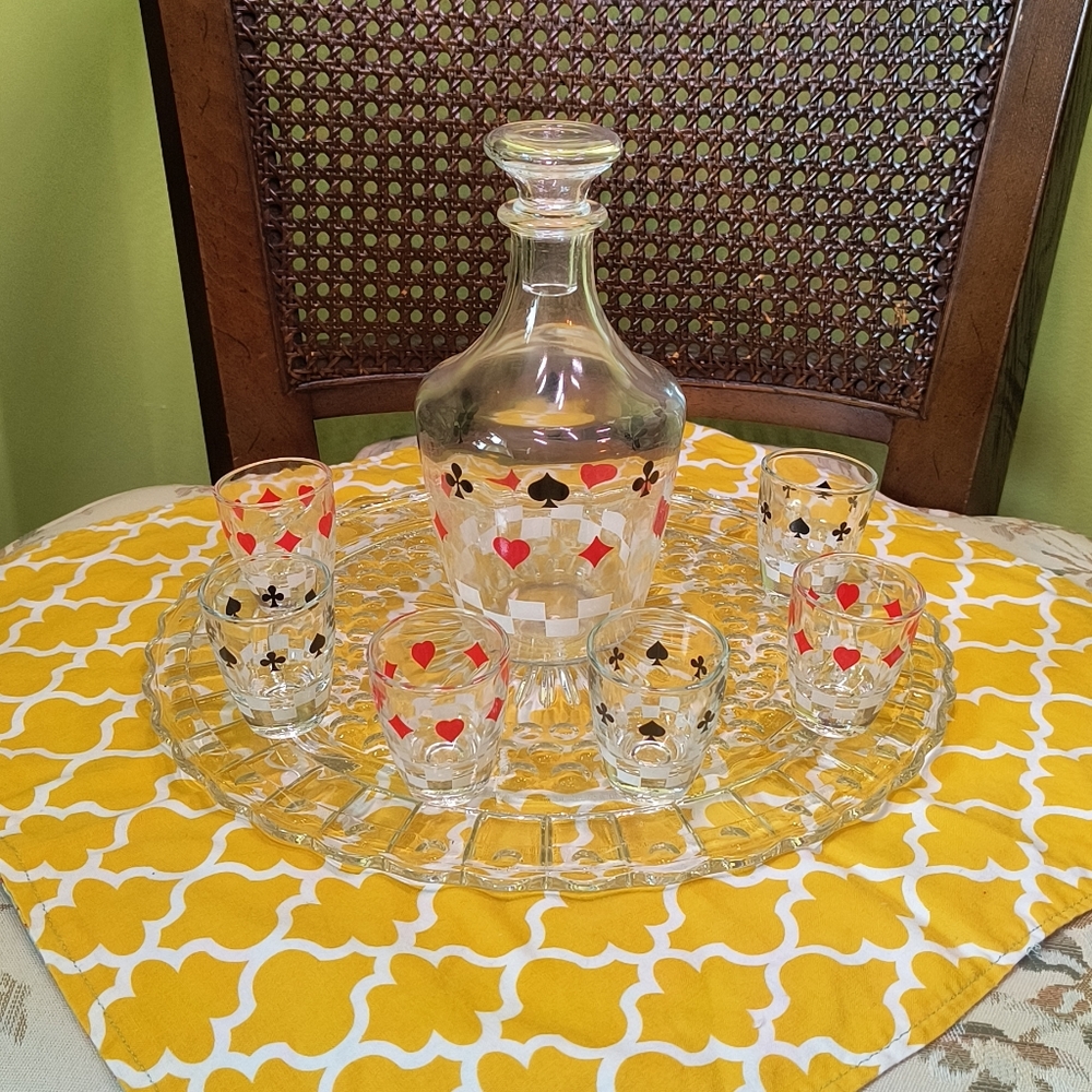 Vintage French Luminarc Decanter Set with 6 Shot Glasses (Playing Cards Theme)